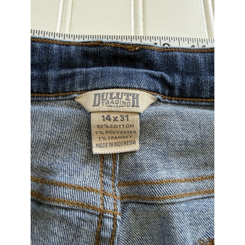 Duluth Trading Co Slim Straight Jeans 14x31 Medium Wash Women's Denim - Picture 2 of 7